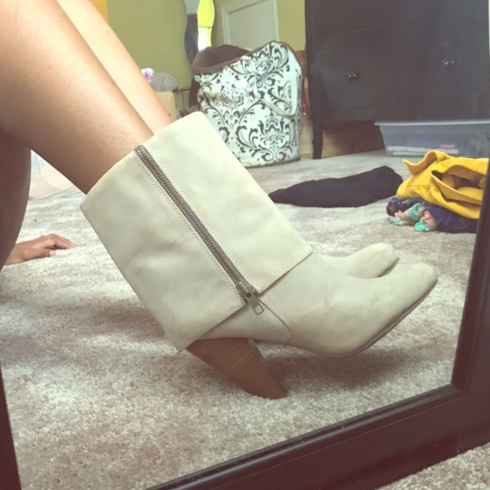 Gap 4.5 inch heels boots re poshed